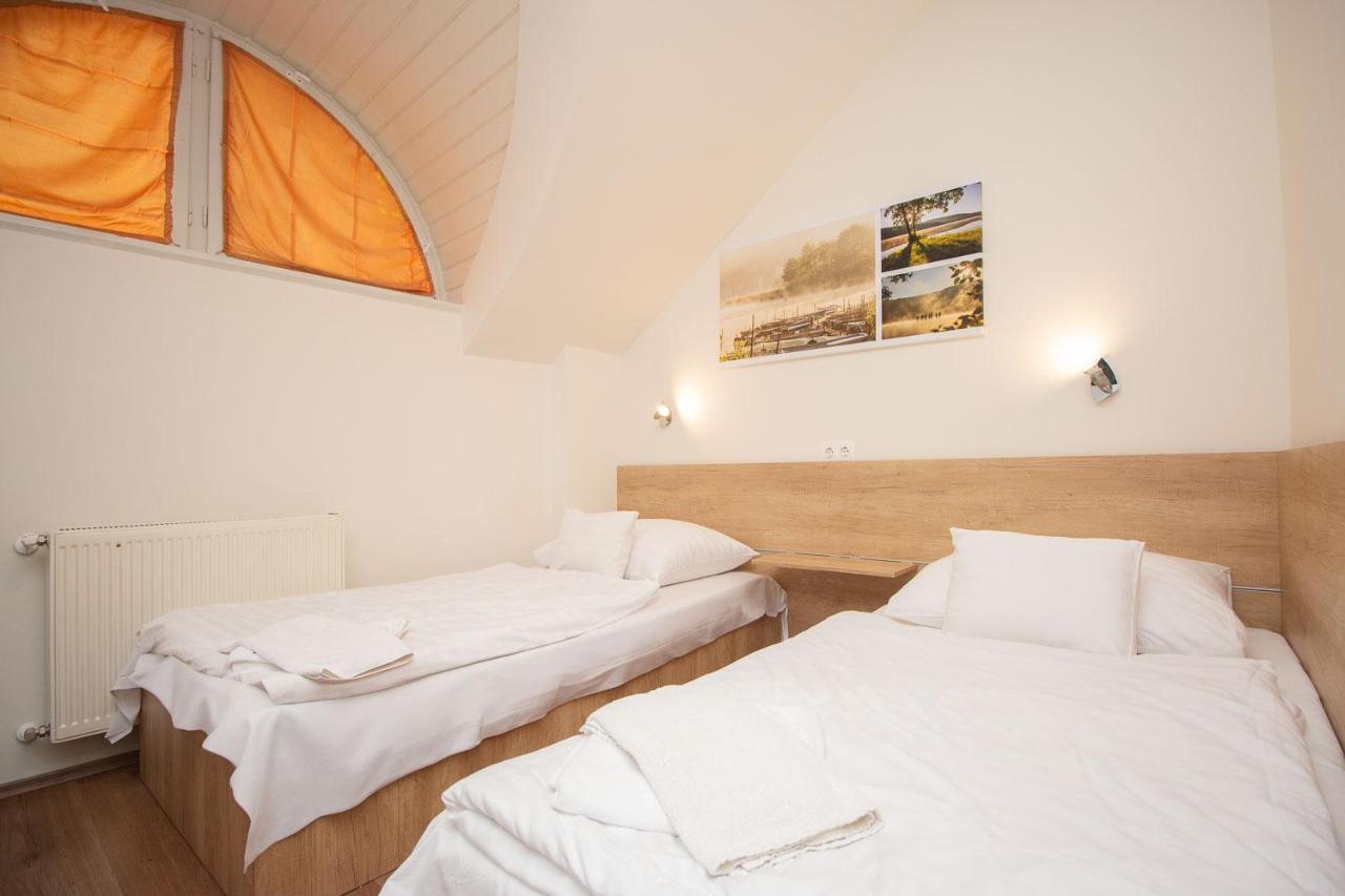 Laterum Motel Orfű エクステリア 写真